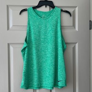 Nike Dry-Fit Muscle Tank Size L